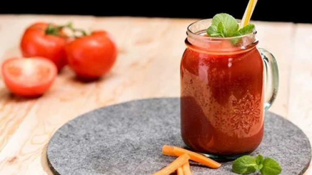 Công thức sinh tố đơn giản, dễ làm từ cà chua và chanh